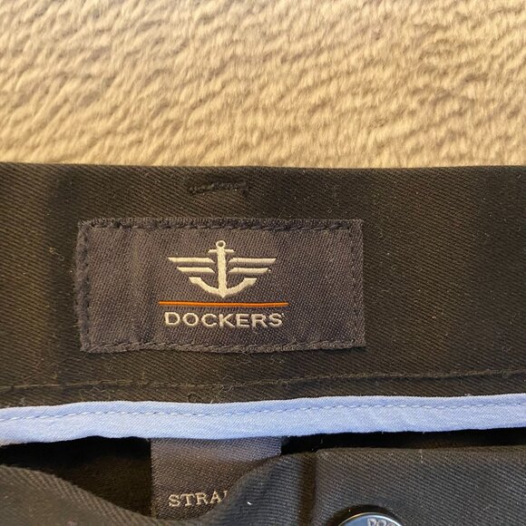 Dockers Mens Pants Size 42x32 Black Straight Fit Cotton - Picture 8 of 14